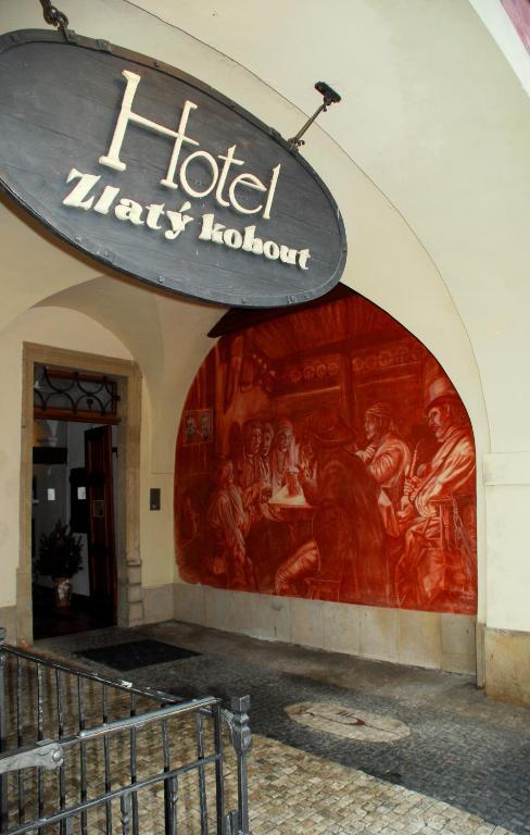 Hotel Zlaty Kohout Mlada Boleslav Bagian luar foto